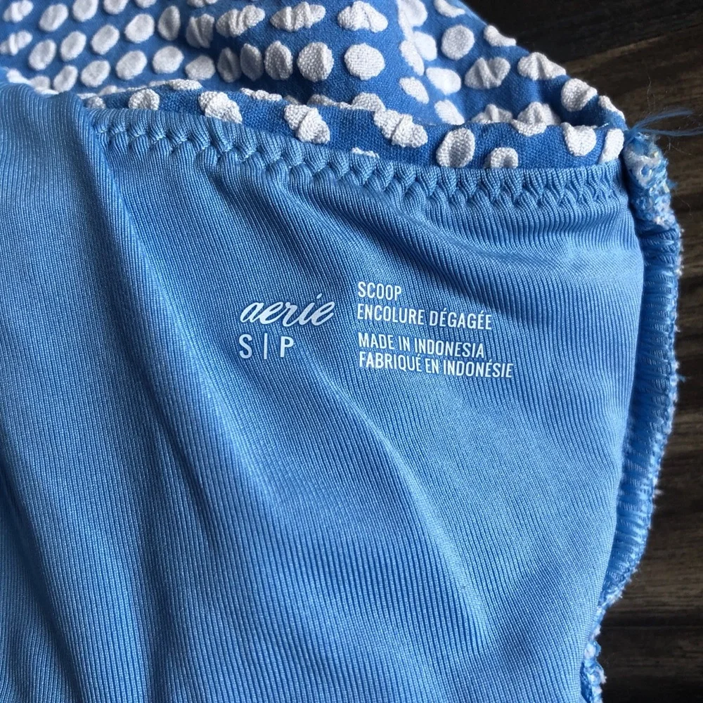 NWT Aerie Scoop Knot Front Bikini Top Blue White Jacquard Polka Dot